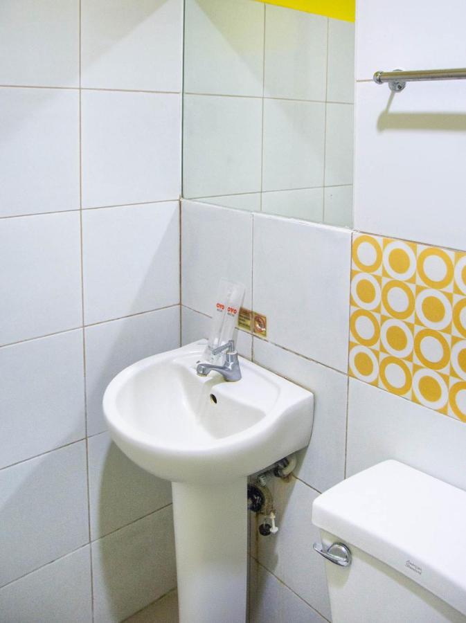 Negrense Suites Bacolod Dış mekan fotoğraf